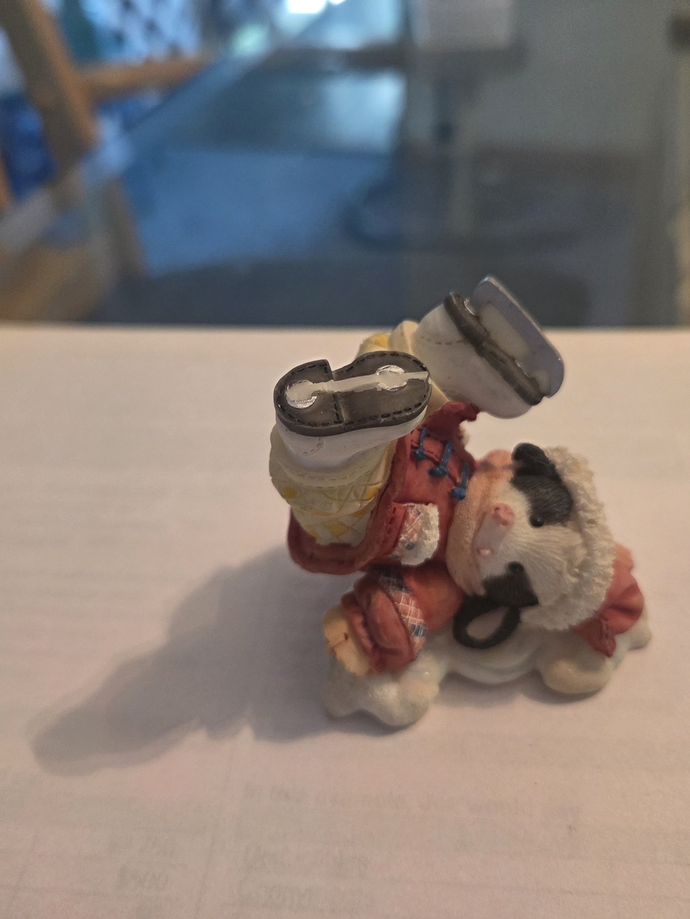 Enesco Mary's Moo Moos "Falling For Moo" figurine